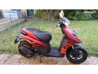 scooter aprilia