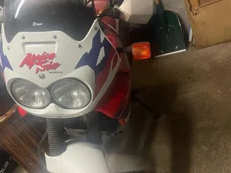 africa twin rd07a échange contre trial ancienne