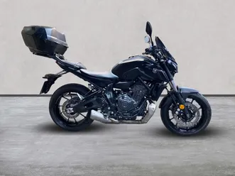 yamaha mt-07 with extras