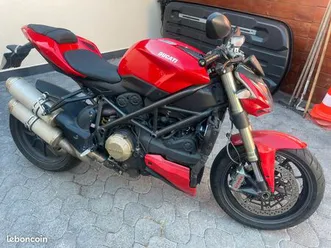 ducati streetfighter 2012