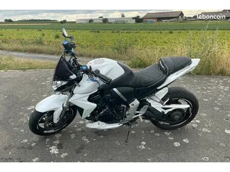moto honda cb1000r blanc
