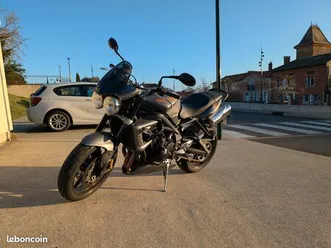 triumph street triple r 675 2010