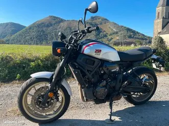 yamaha xsr700 xtribute