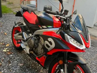 ② aprilia tuono 660 a2