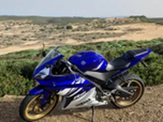 yamaha yzf r125 2011