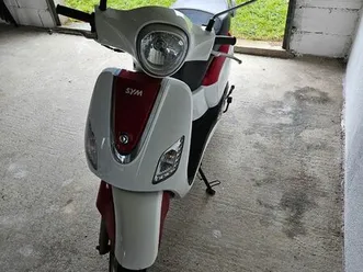 scooter sym fiddle iii 125