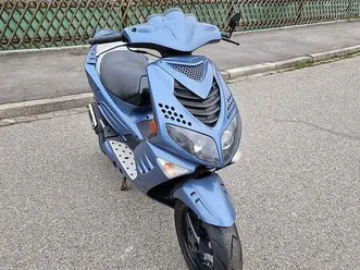 roller peugot speedfight il canton basel-landschaft -