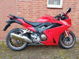 honda vfr800f (rc93)