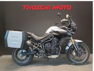 triumph tiger 800