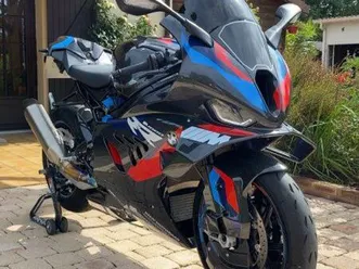 bmw m1000rr pack compétition carbone
