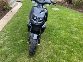 scooter trekker peugeot