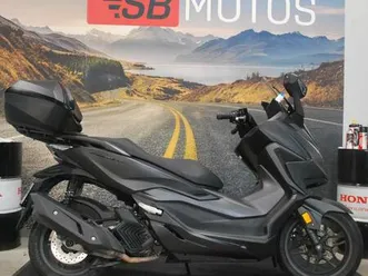 ② honda forza 125 (année de construction 2021)