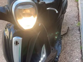 beverly 350 en l’eta ou pour pièce