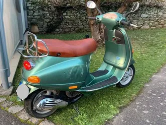piaggio vespa 125 et4