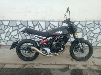 suzuki dr-z calibre 125i →