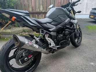 suzuki, gsr, 2015, 749 (cc)