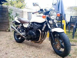 suzuki 750 gsx inazuma