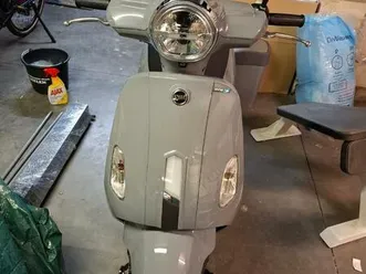 ② sym fiddle iv 50 cc (2022) – 4.200 km