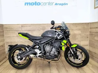 triumph - trident 660