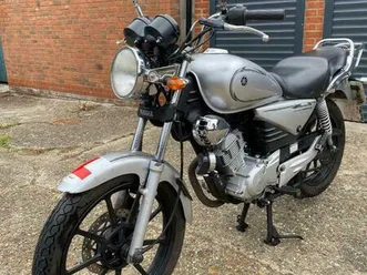 yamaha ybr125 custom cruiser petrol manual (11 ps) 124 cc