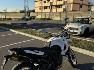 bmw f 650 gs bianco