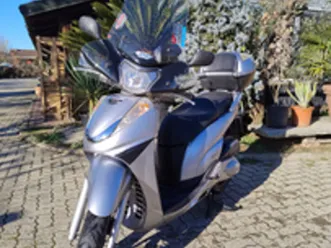 scooter honda sh300i pgm - fi