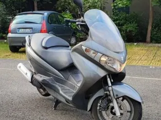 suzuki burgman 125