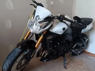 échange yamaha fz8