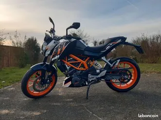 ktm duke 390