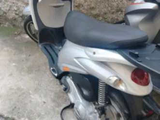 piaggio liberty 125