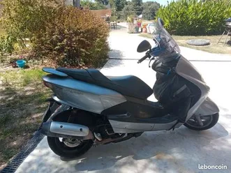 scooter majesty yamaha 125