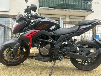 moto voge 300r a2 très bon état