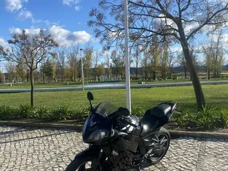 daelim roadwin r 125 fi golegã