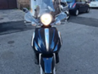 piaggio beverly 300 tourer