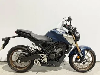 honda cb125r 2021 only 944miles nationwide delivery available