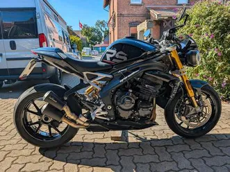 triumph speed triple 1200 rs