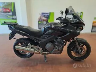 yamaha tdm 900 .
