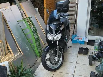 aprilia sportcity 125