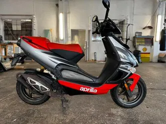 aprilia sr50 street roller original 4781km kein tuning!!!