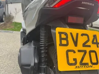 honda pcx125 scooter petrol cvt v-belt euro 5 (12 ps) 125 cc