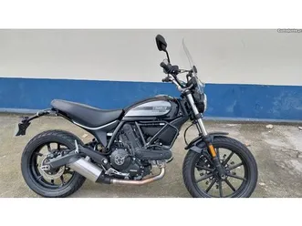 ducati scrambler 400 iuc 20 10.800kms