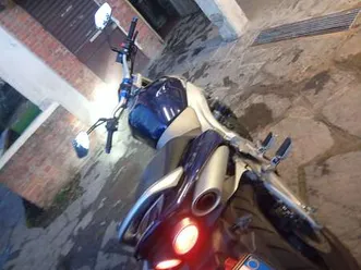 suzuki gsr 600 blu/azzurro