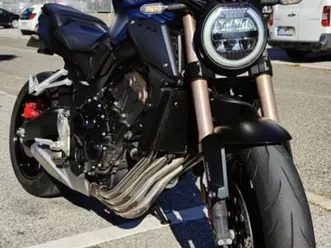cb650r de 2023 impecavel mina de água