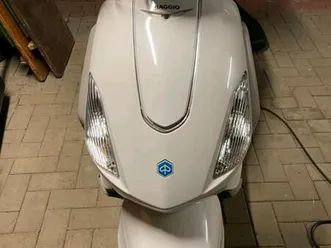 piaggio fly 125