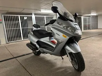 piaggio x8 400