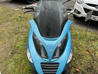 piaggio mp3 125 dreirad-roller blau