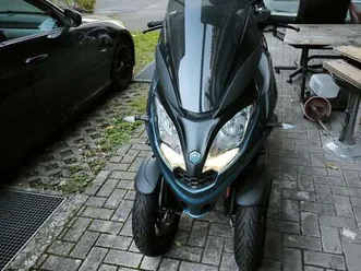 piaggio mp3 300