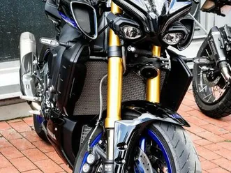 mt10sp akrapovic aves