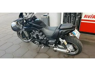 yamaha vmax 1200