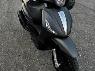 piaggio beverly 300 i →